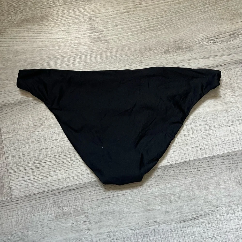 luxe by lisa vogel sleek black